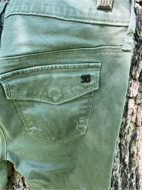 ⭐️Joe’s Skinny Cargo Pants in size 28